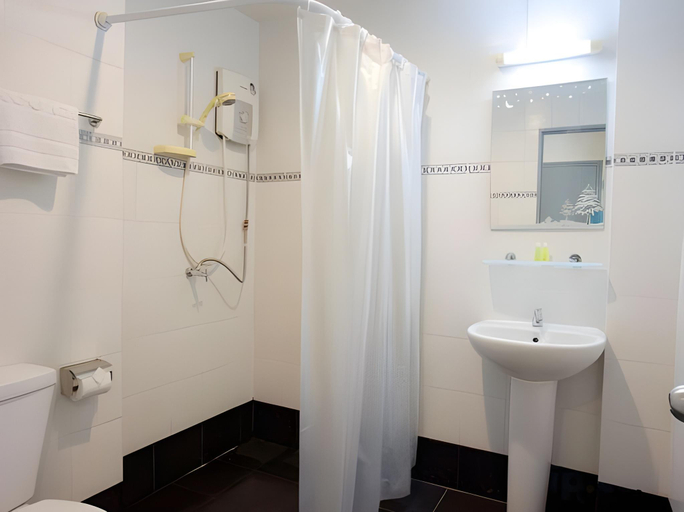 Bathroom 4, The Corner Hotel, Phuket Island