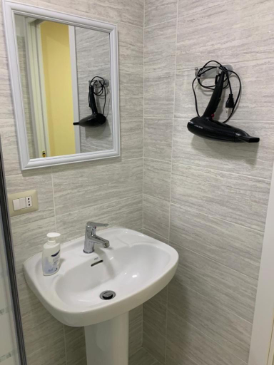 Others 3, Playa Apartment 230 - 230 bis, Catania