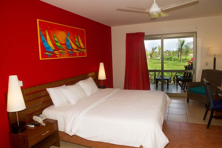 Bedroom 3, Royal Decameron Punta Sal, Contralmirante Villar