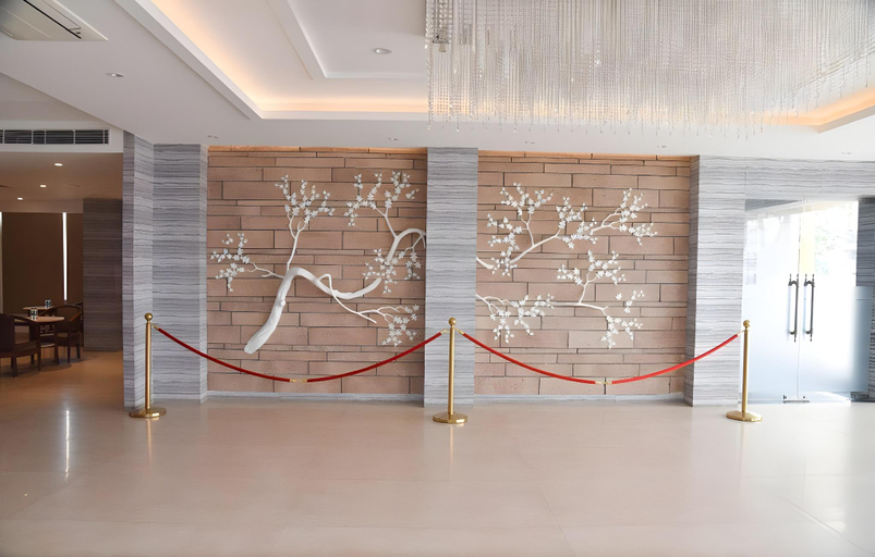 Public Area, Maa Kripa Hotel & Banquets, Lucknow
