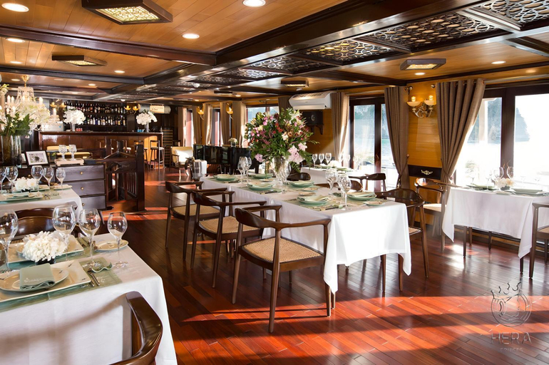 Food & Drinks 5, Hera Grand Luxury Cruise, Hạ Long