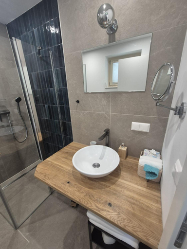 Bathroom 3, Seehaus Herzog, Villach