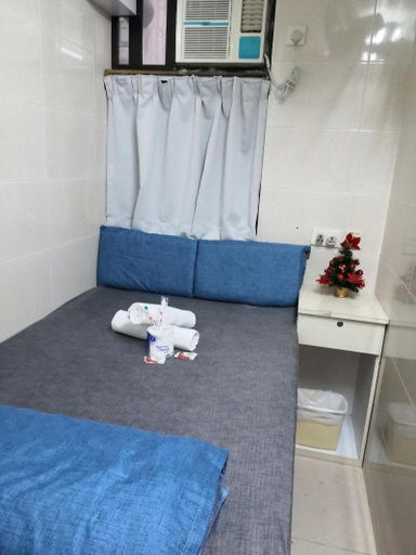 Bedroom 3, New Yan Yan Guest House reception 9th floor Flat E4 E6, Kowloon