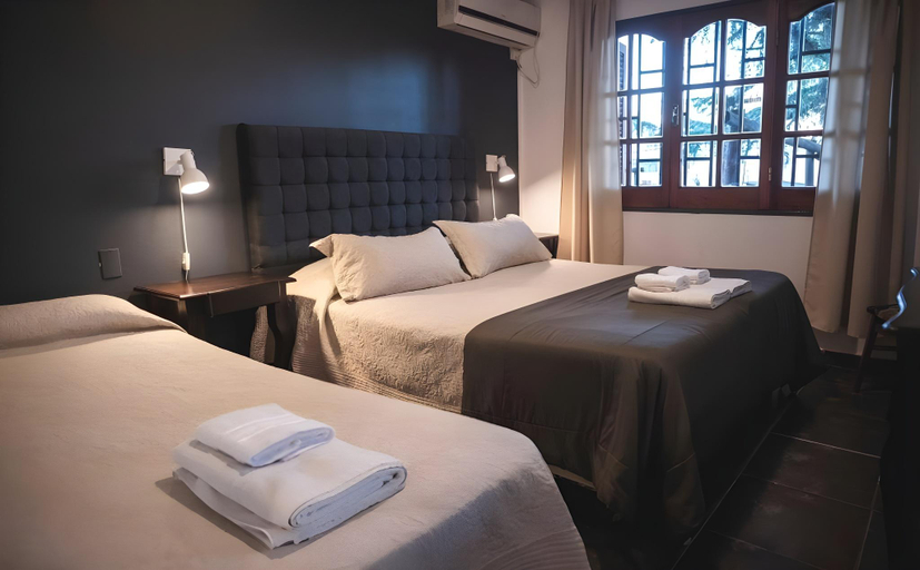 Bedroom 3, Hotel Montecatini, Punilla
