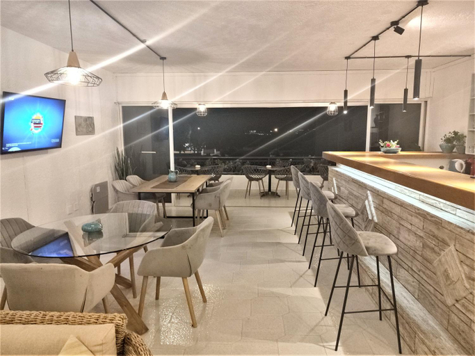 Food & Drinks 3, Christiana Hotel Apartments, South Aegean