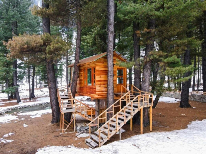 Others 5, Celine Resorts Kumrat, Malakand