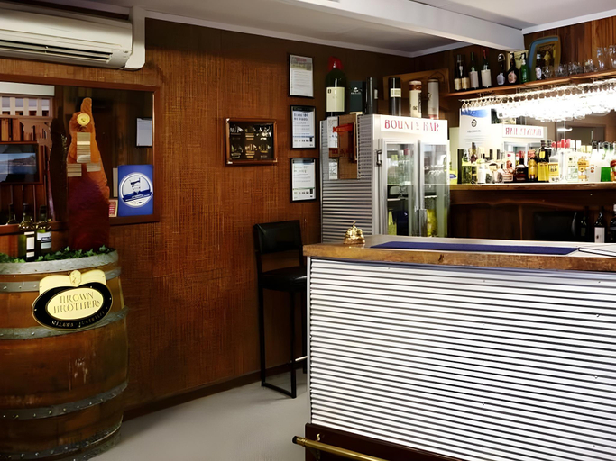 Food & Drinks 5, Cobram Colonial Motor Inn, Moira - West