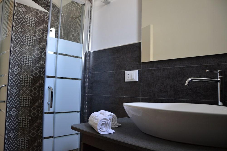 Bathroom 5, B&B Terra d'Oriente, Lecce