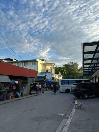 Others 3, Lawton Residences Studio Room 2J - 4 pax, Taguig
