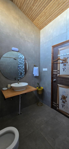 Bathroom 2, The Pluck Homestay- Umagarh, Nainital