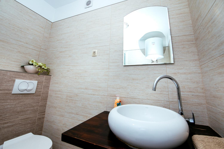 Bathroom 3, M&M Apartments, Biograd na Moru