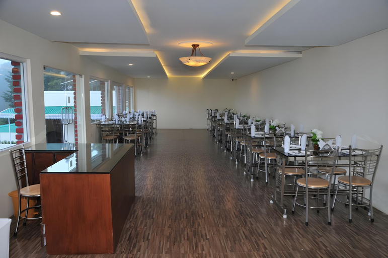 Food & Drinks 4, The Peak Resorts, Dindigul