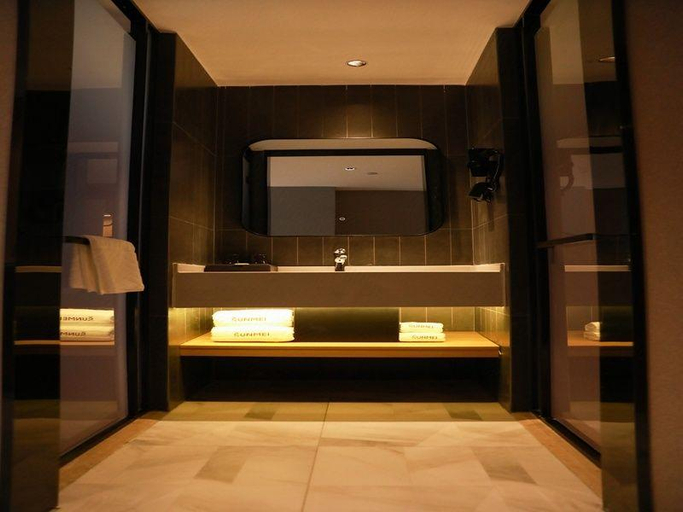 Bathroom 3, UPINN Xinxiang County Central Avenue, Xinxiang