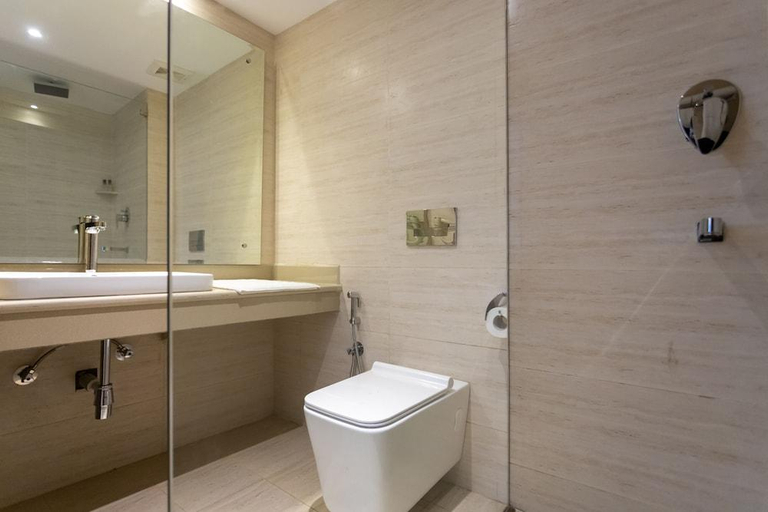 Bathroom, Bhotekoshi Heli Resort and Spa, Bagmati