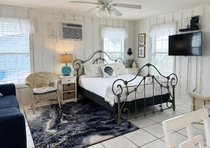 Bedroom 3, Coastal Cutie, Aransas