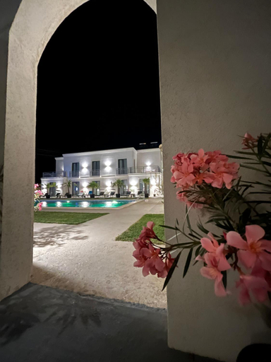 Others 4, Villa Gyos, Costinesti