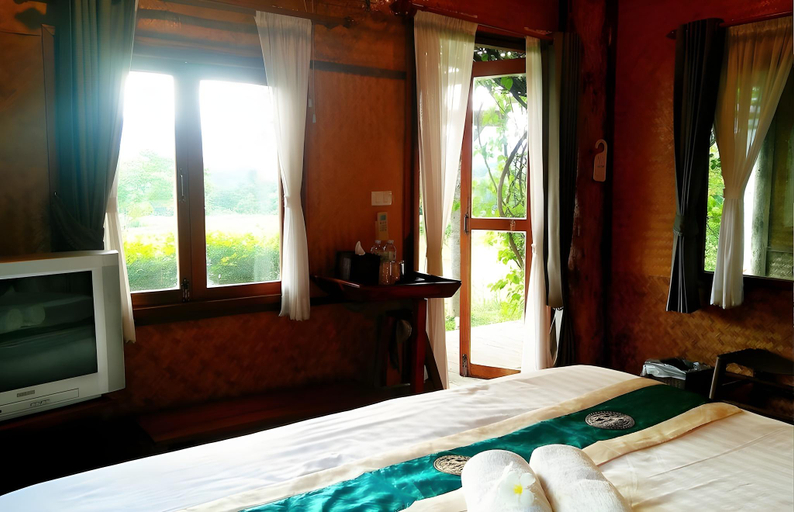 Bedroom 2, Vimarnkiri Resort, Pai