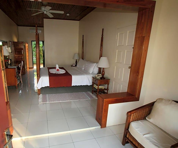 Bedroom 3, Charela Inn