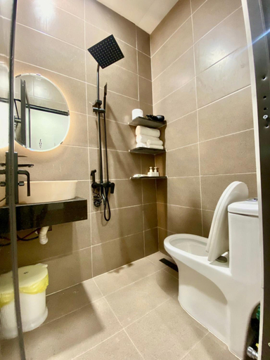 Bathroom 5, Nhat Quang House, Da Nang