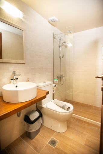 Bathroom 2, Lava Beach Suites, Crete