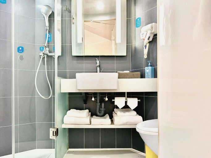 Bathroom, Hanting Hotel Zaozhuang Railway Station, Zaozhuang