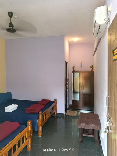Bedroom 2, Parshuram Sea Shore Cafe and Rooms, Gokarna, Uttara Kannada
