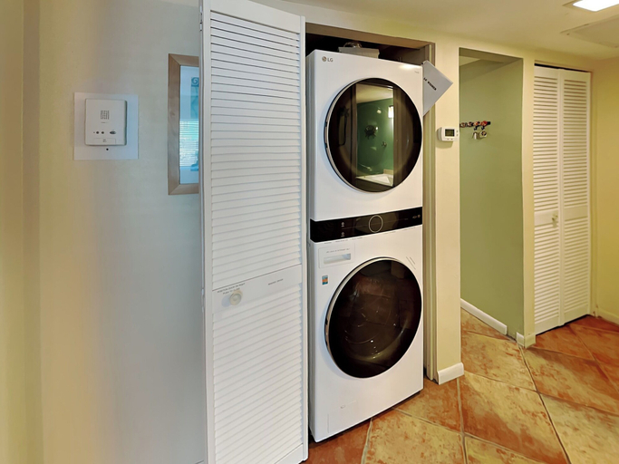 Bathroom 4, Jacksonville Beach Costa Verde 2319-102 by Distinctive Beach Rentals, Duval