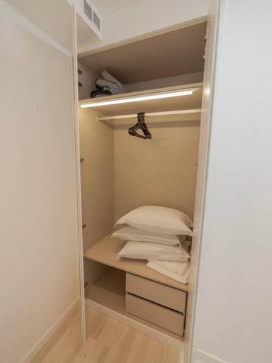 Bedroom 2, OPORTO GUEST - Maia House, Porto