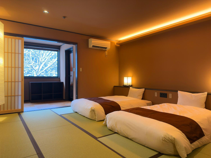 Bedroom 3, Honke Bankyu Hot Spring Ryokan, Nikkō