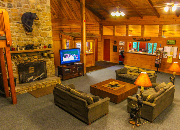 Public Area 3, Smoketree Lodge, Watauga