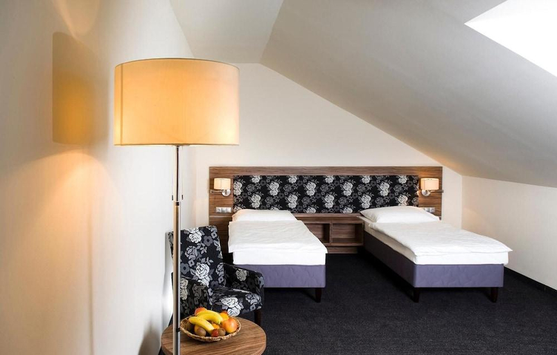 Bedroom 3, Bodrogi Kuria Wellness Hotel, Gyál