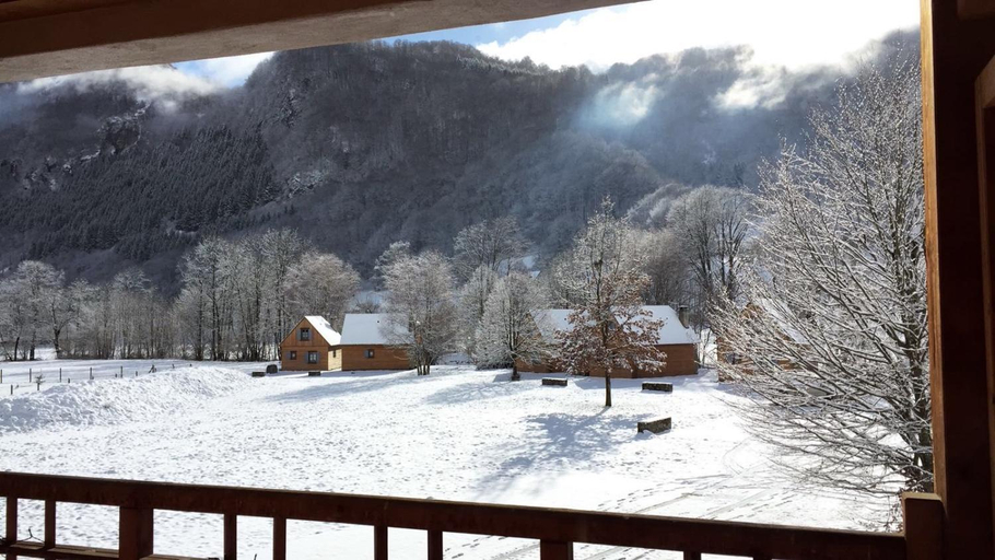 Others 4, Les chalets d'Arrens, Hautes-Pyrénées