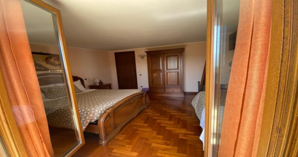 Bedroom 2, Sunnyhill Home, Rome