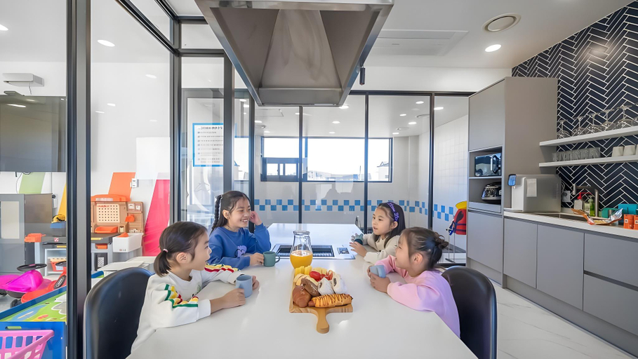 Food & Drinks 3, Funji Kids Pool Villa Pension, Hwaseong
