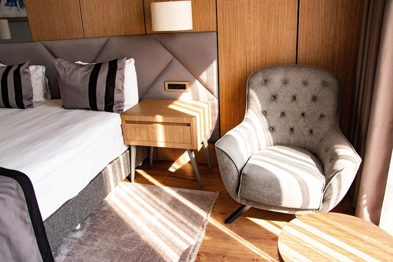 Bedroom 3, B&C Hotel, Merkez