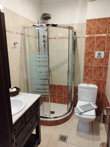 Bathroom 3, Pozar Salt Cave Hotel Spa, Central Macedonia