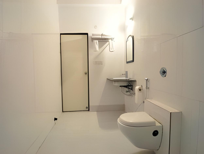 Bathroom, Hotel Jai Mahal, Udaipur