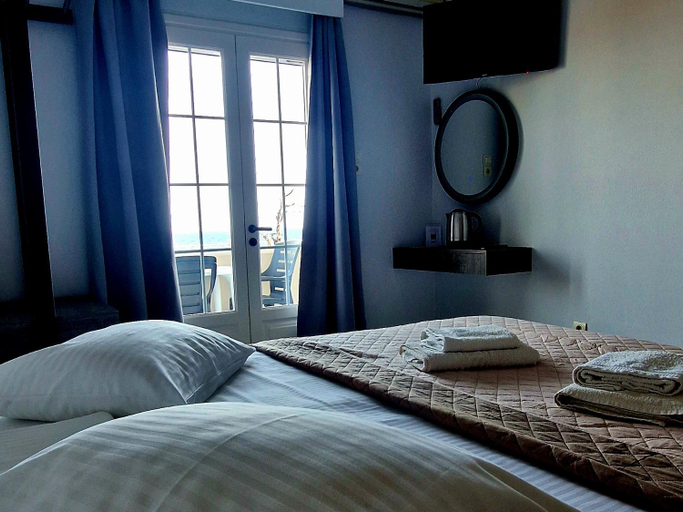 Bedroom 2, Platsa Apartments, North Aegean