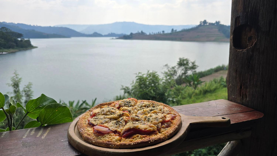 Food & Drinks 4, Paradise Eco-Hub, Lake Bunyonyi, Ndorwa