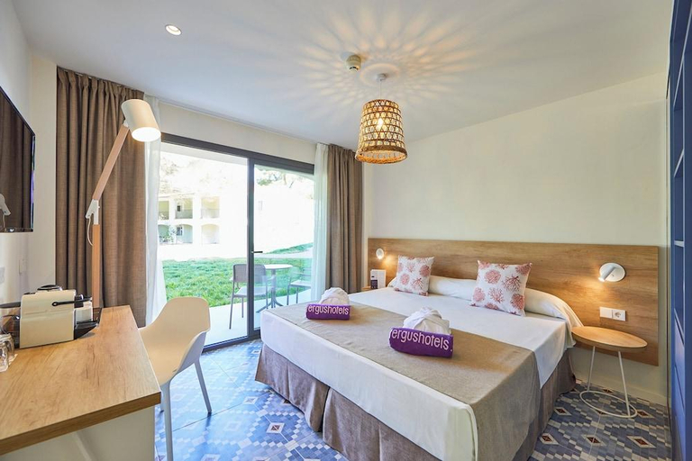 Bedroom 4, FERGUS Club Europa, Baleares