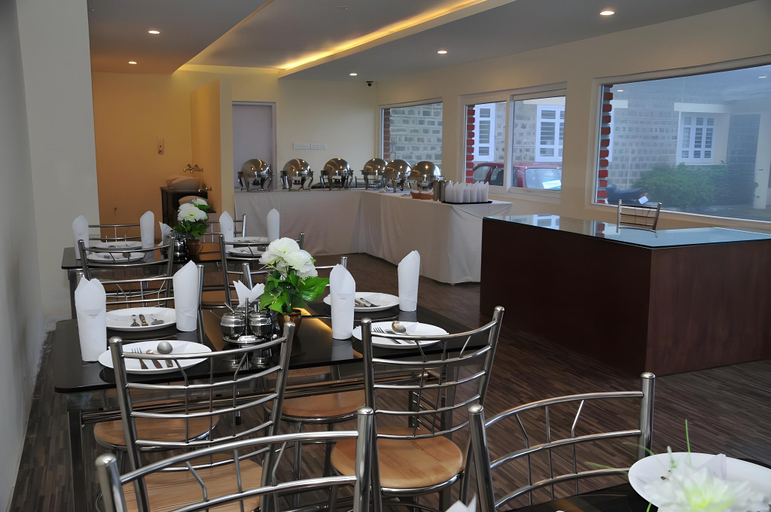 Food & Drinks 3, The Peak Resorts, Dindigul