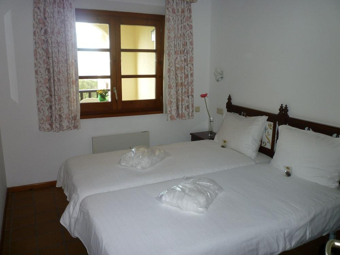 Bedroom 2, Hapimag Resort Mas Nou, Girona