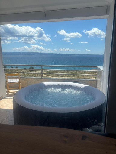Others 5, Apartment with swimming pool, Split