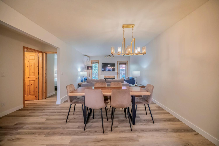 Others 5, Bow Valley Chalets-Entire 2 King Bedrooms townhouse, Division No. 15