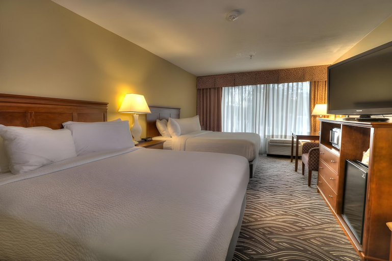 Bedroom 3, The Ramsey Hotel & Convention Center, Sevier