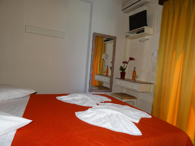 Bedroom 3, Lito Apartments Paleochora, Crete