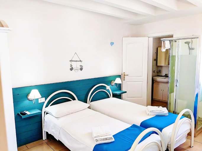Bedroom 2, B&B Casa De Mare, Lecce