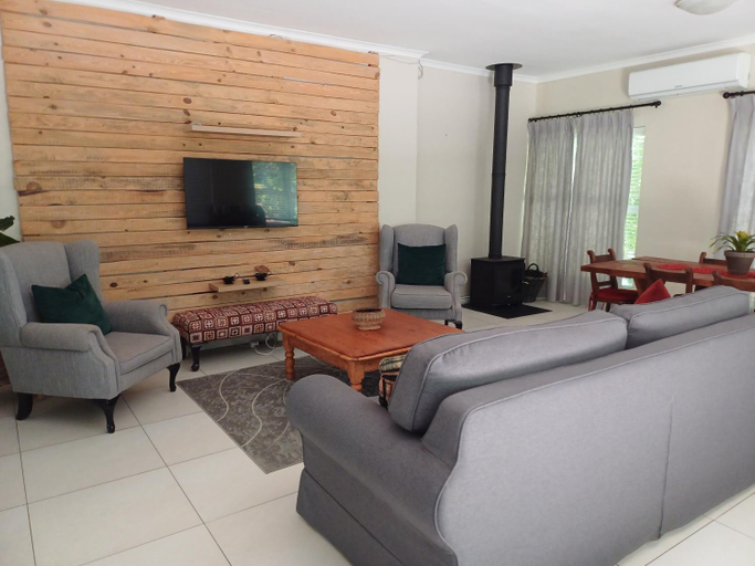 Others 4, Diamant Estate, Cape Winelands