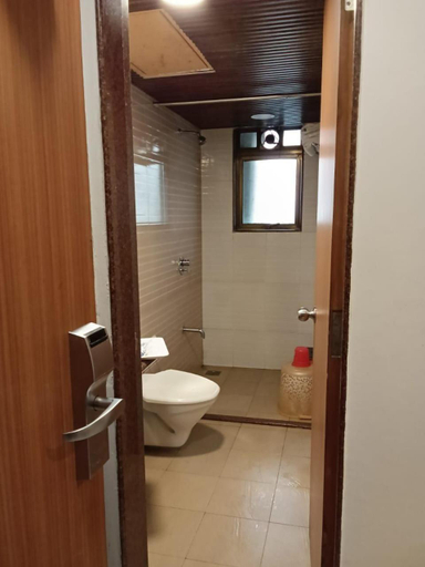 Bathroom 3, Hotel Sai Palace Express, Ahmadnagar
