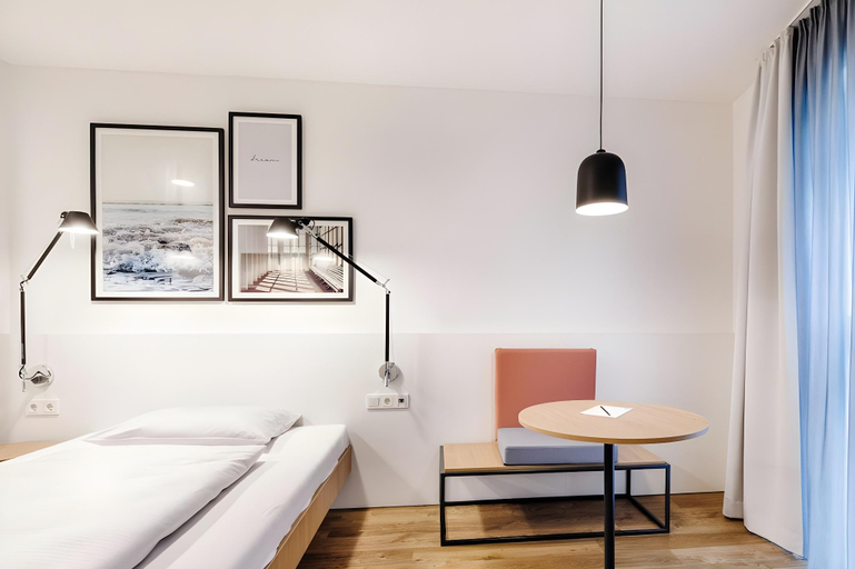 Bedroom 4, smartments Mannheim Hauptbahnhof, Mannheim